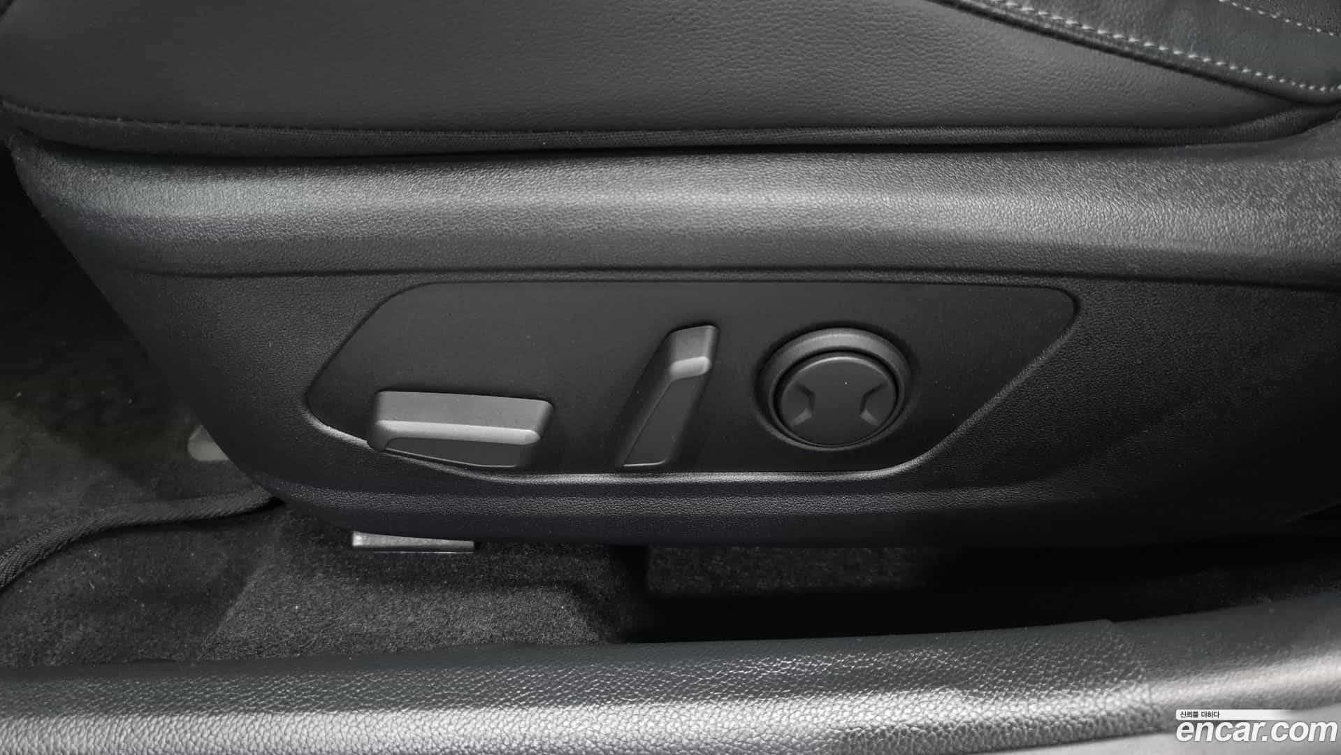 AVANTE Hyundai 2023.6-OPTION-044
