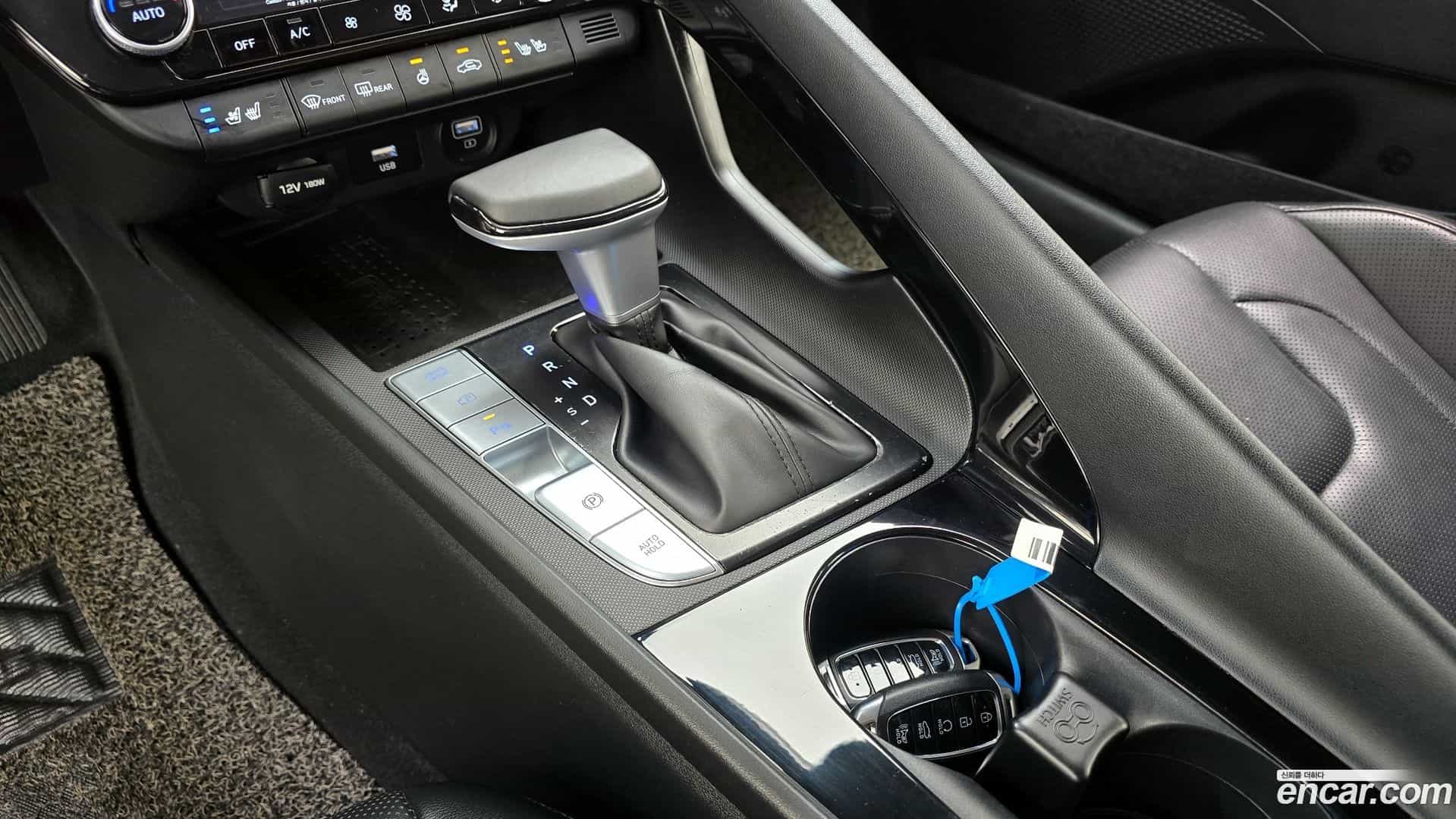 AVANTE Hyundai 2020.11-INNER-009