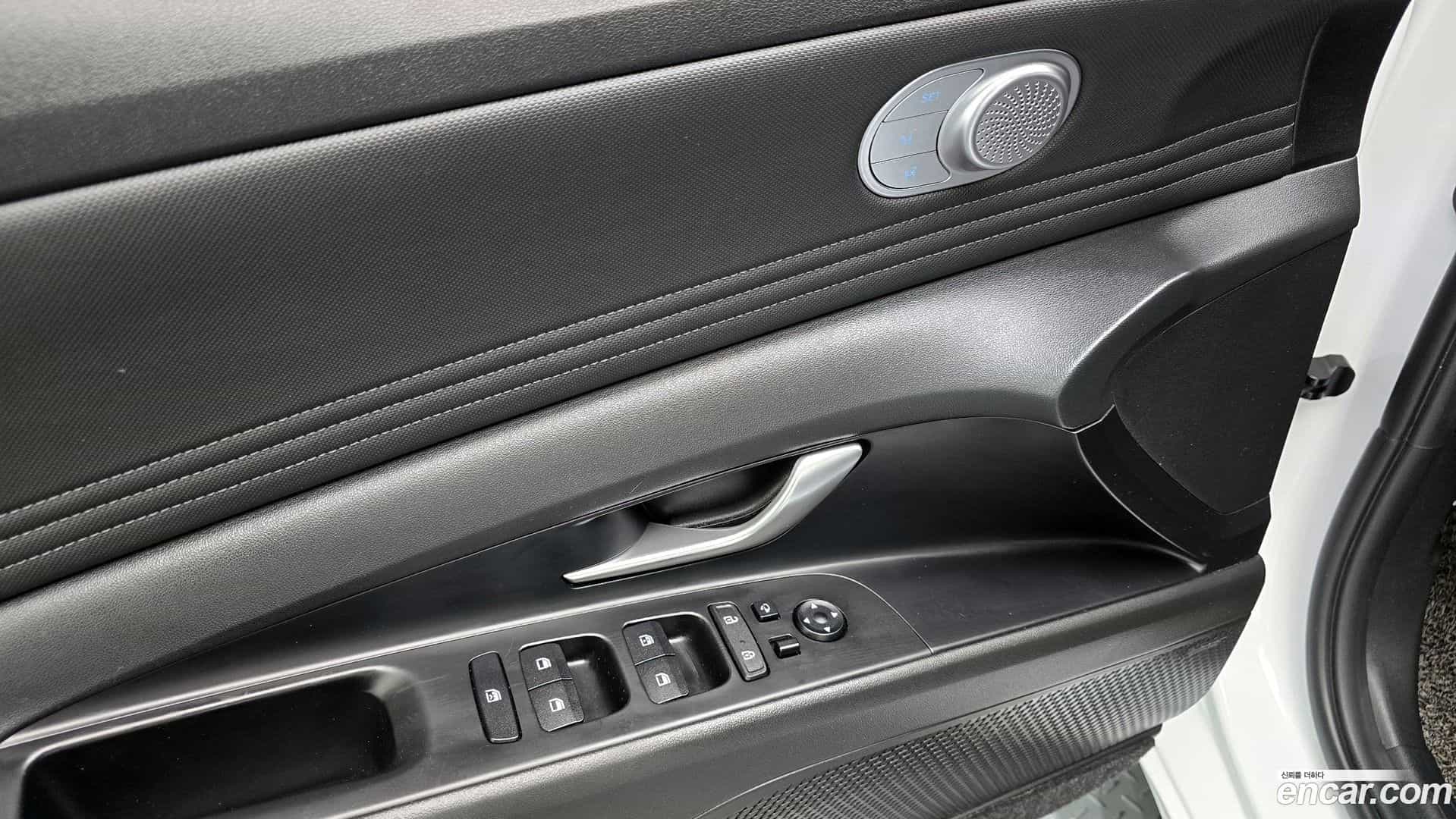 AVANTE Hyundai 2020.11-OPTION-040