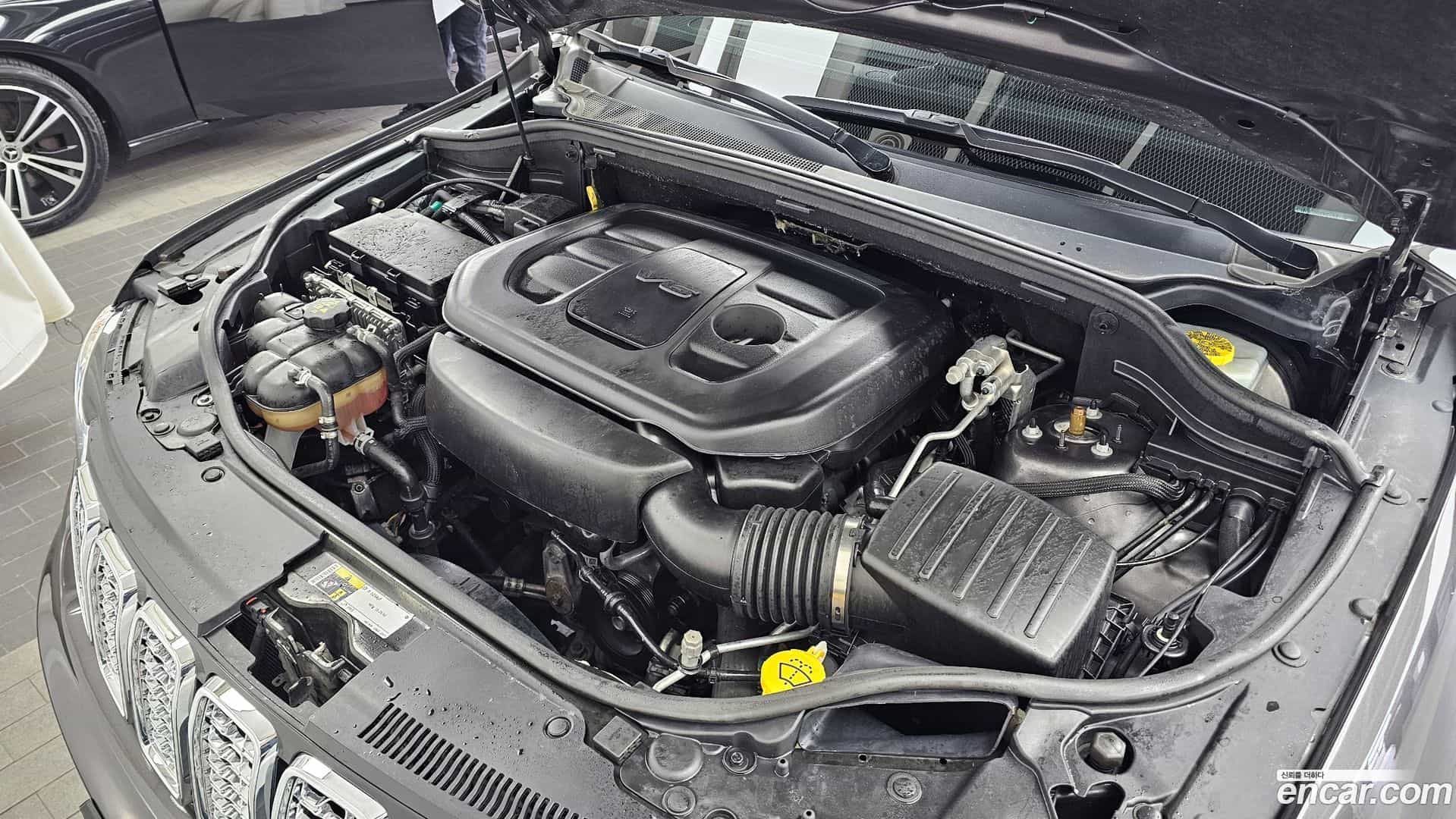 Cherokee Jeep 2019.3-OUTER-006