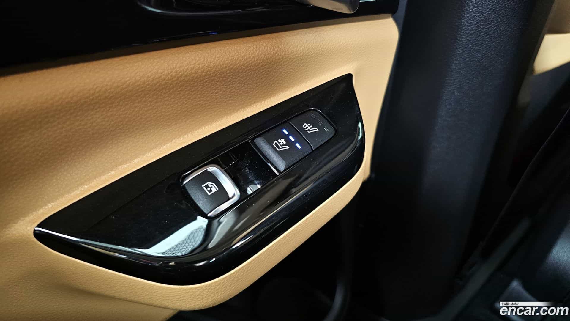 Canival Kia 2021.3-OPTION-023