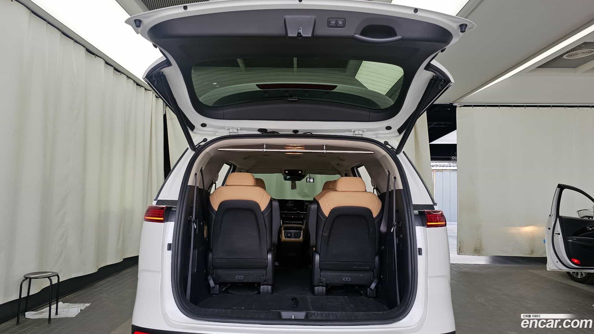 Canival Kia 2021.3-OPTION-024