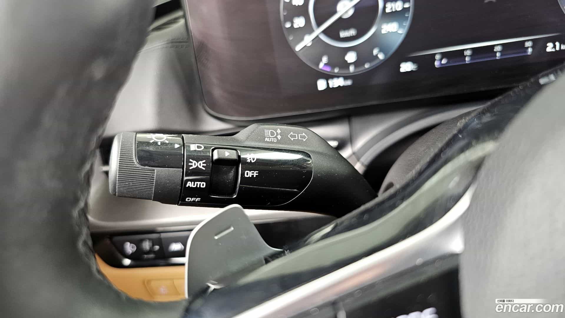 Canival Kia 2021.3-OPTION-040