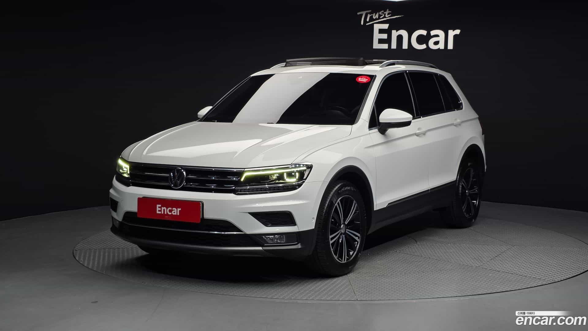 Tiguan Volkswagen 2019.10-OUTER-001