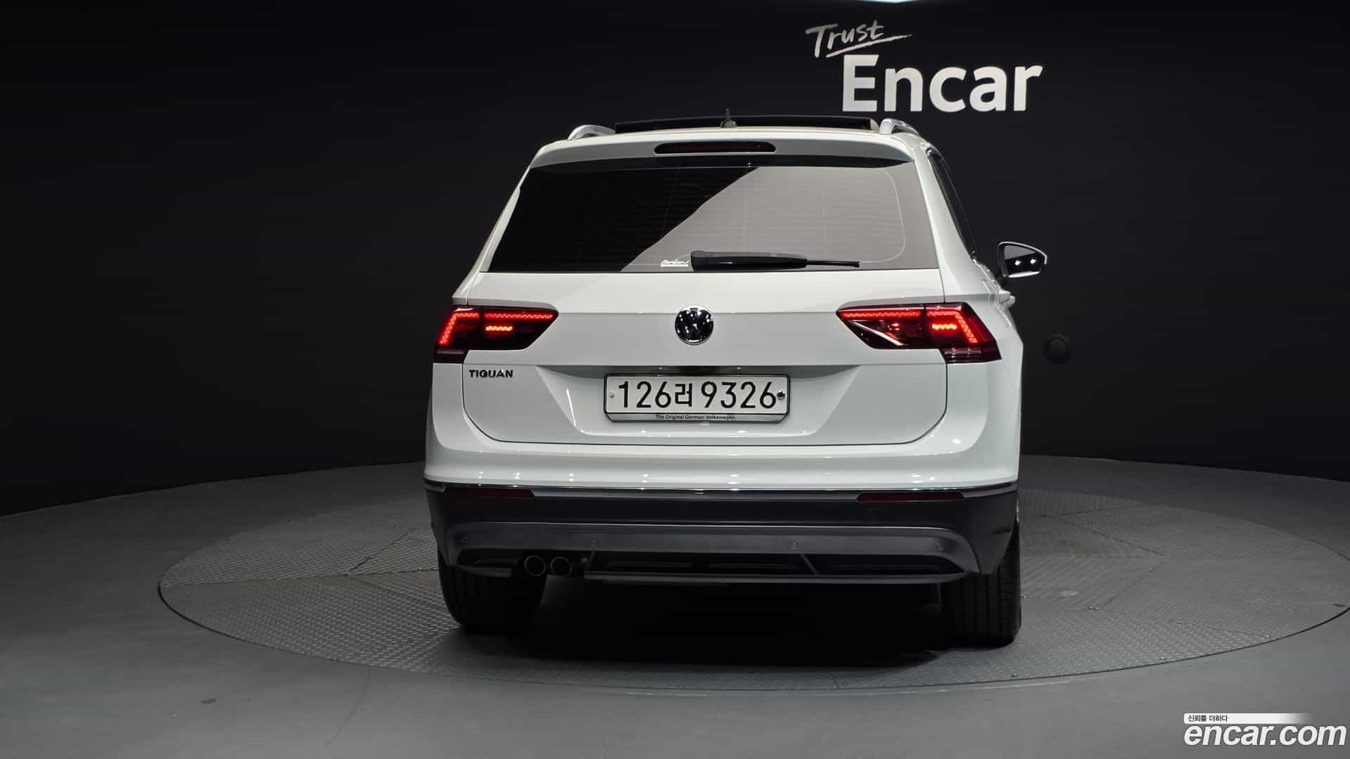 Tiguan Volkswagen 2019.10-OUTER-004