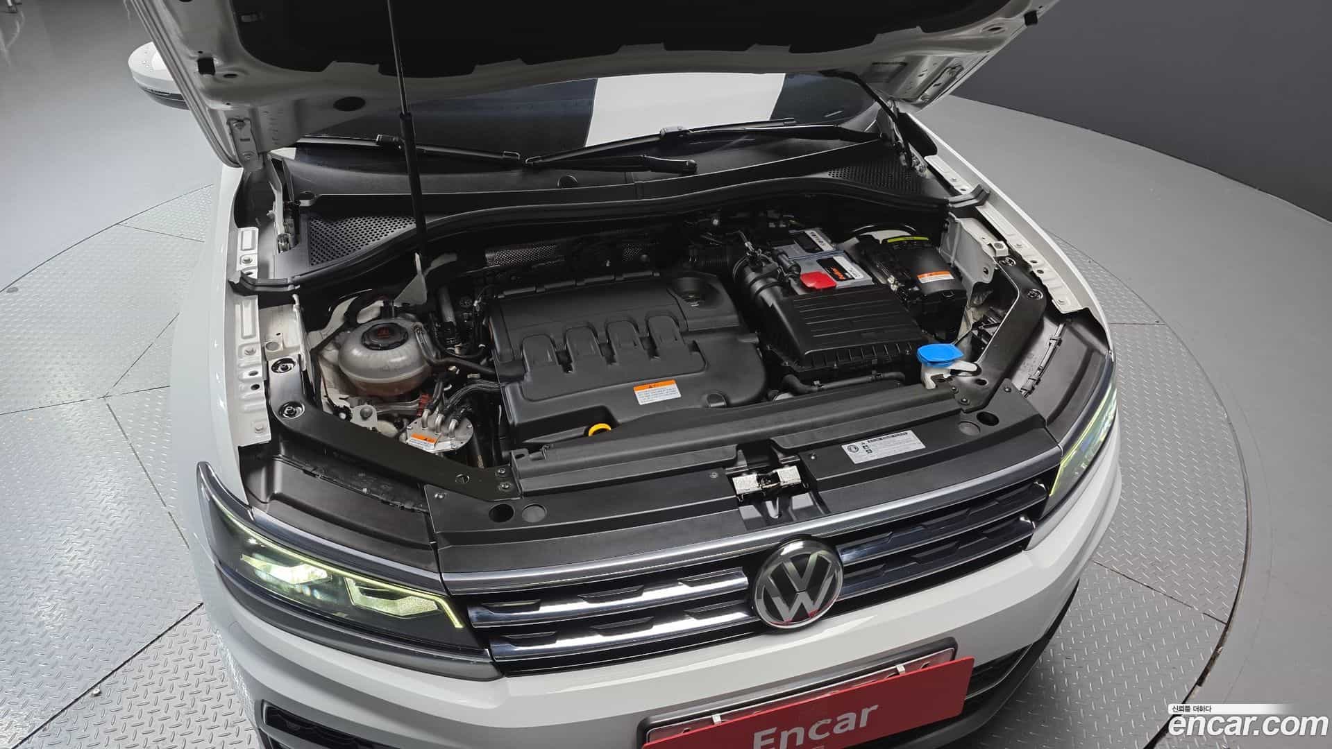 Tiguan Volkswagen 2019.10-OUTER-006