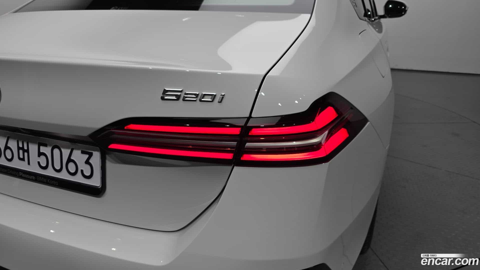 5-Series BMW 2025.7-OUTER-033