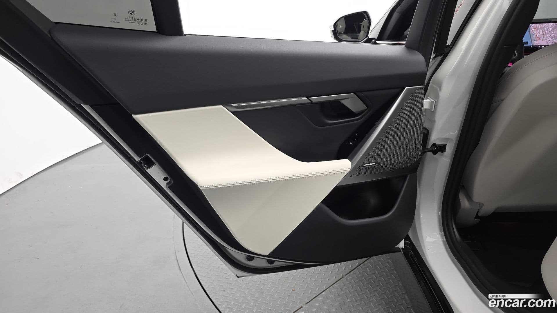 Main__Slider__Photo:5-Series BMW 2025.7-24