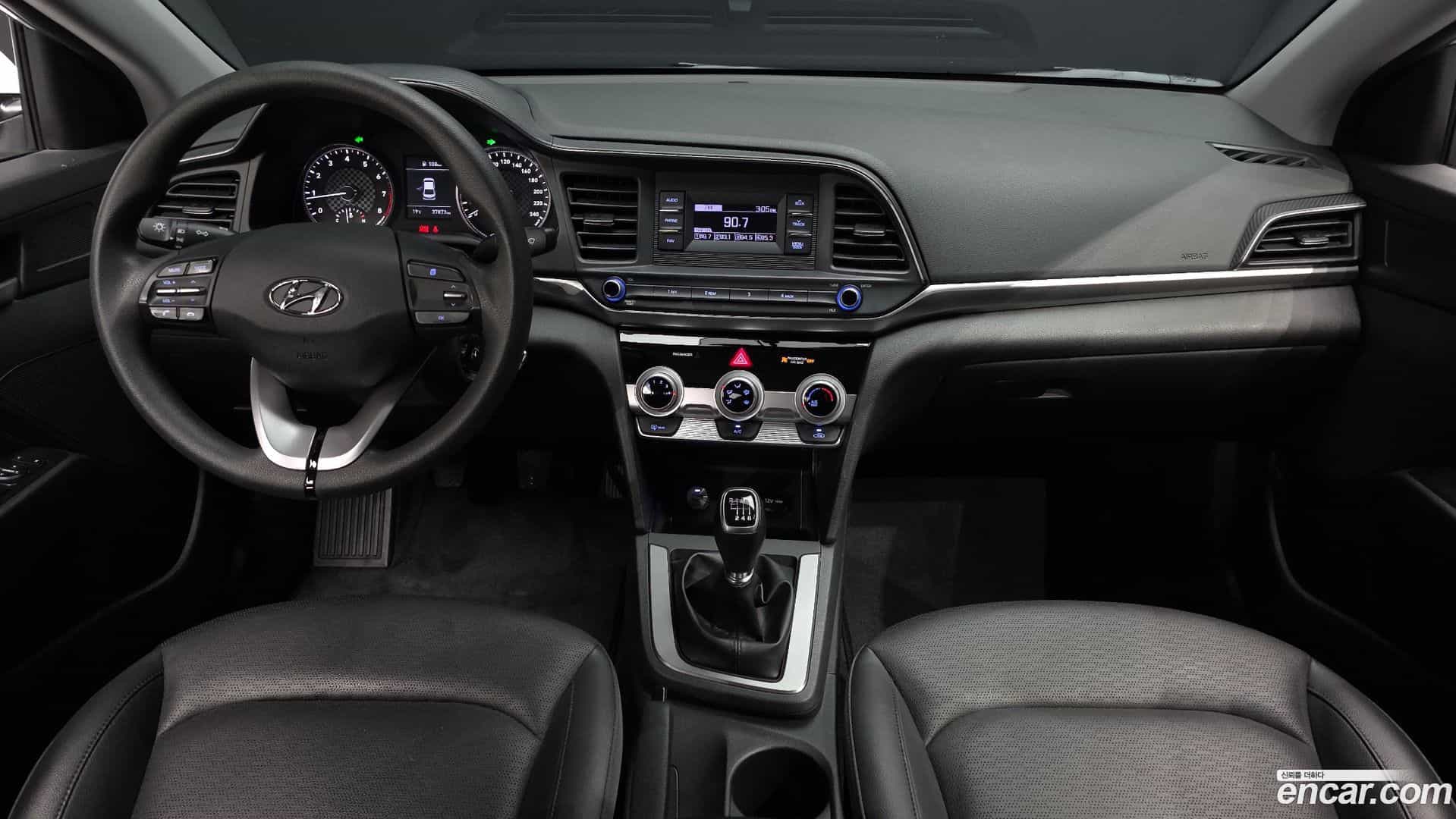 AVANTE Hyundai 2019.3-INNER-007