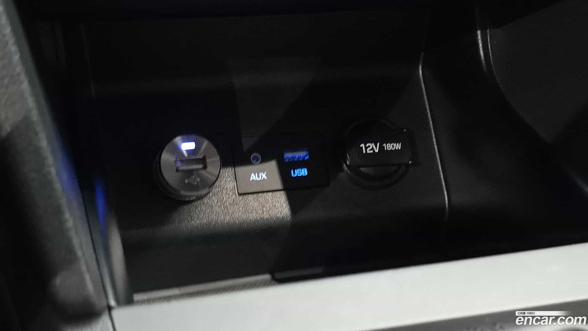 AVANTE Hyundai 2019.3-OPTION-020