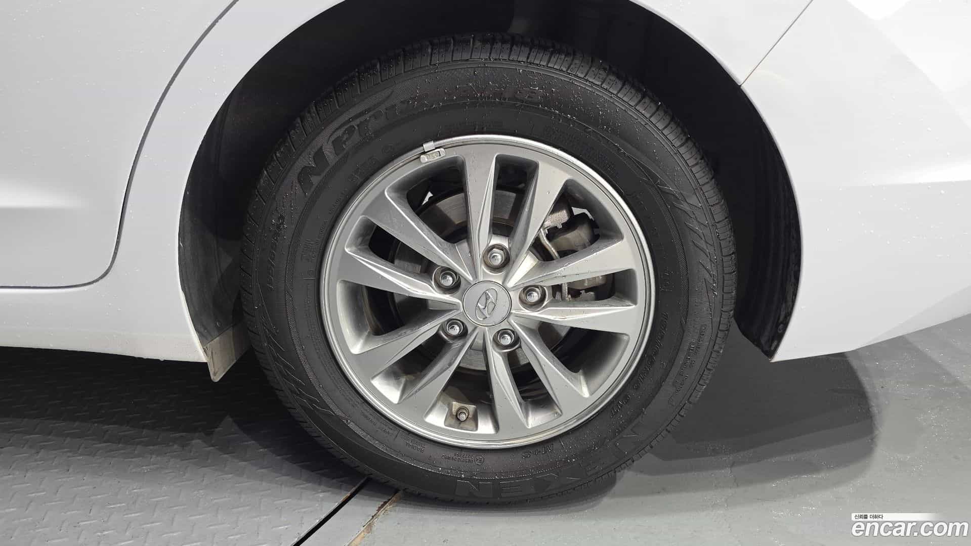 AVANTE Hyundai 2019.3-OUTER-031