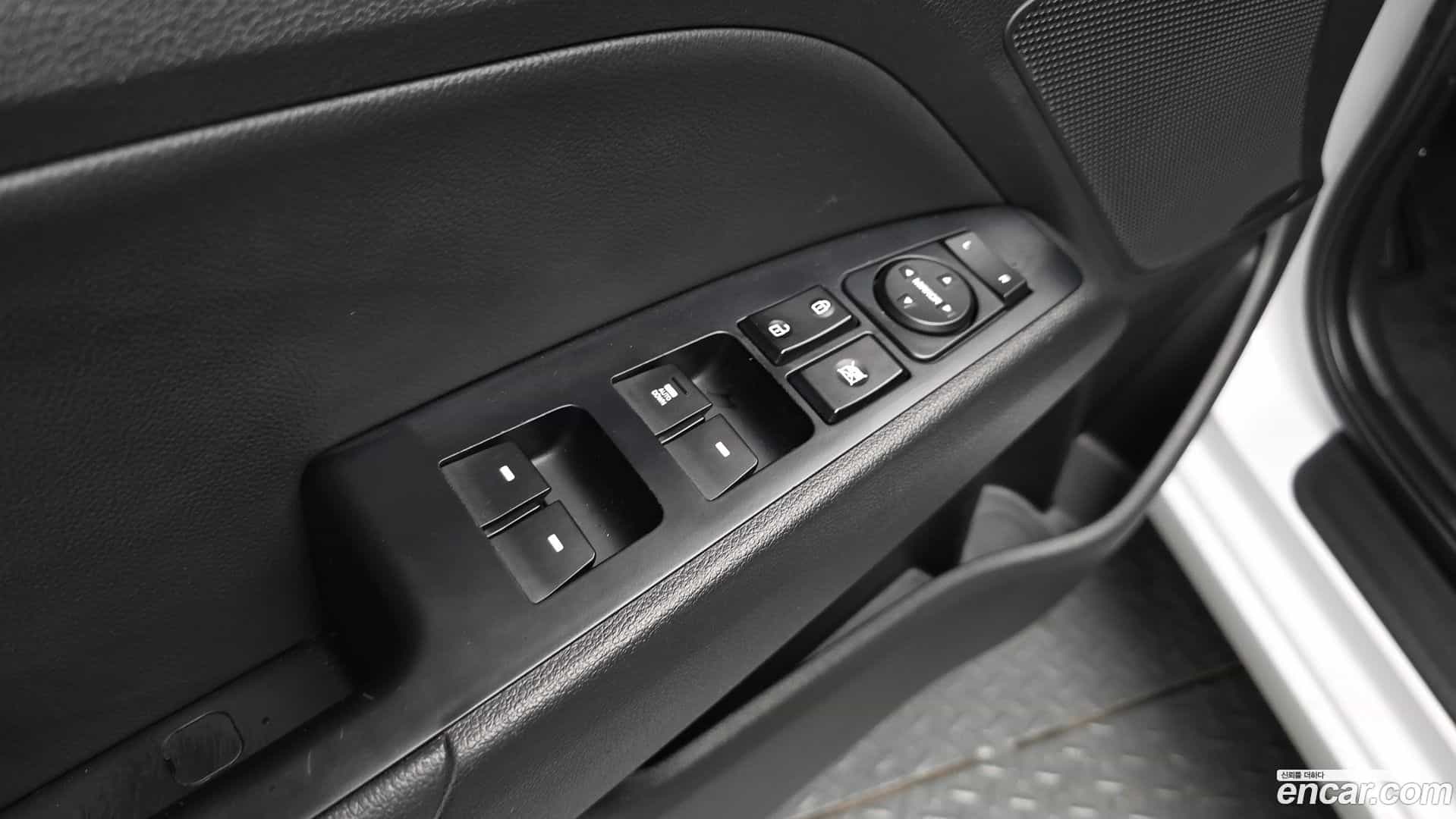 AVANTE Hyundai 2019.3-OPTION-041