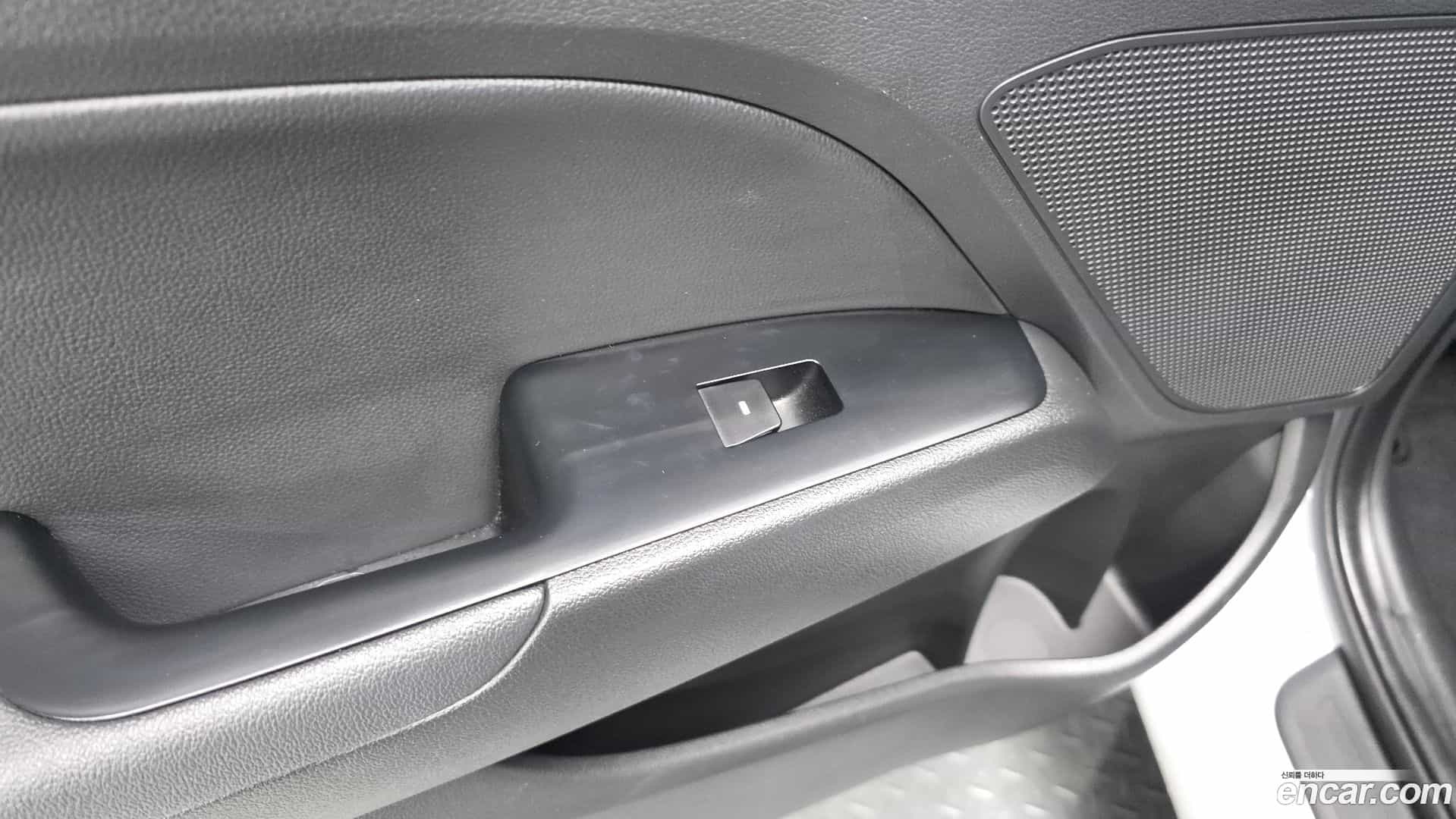 AVANTE Hyundai 2019.3-OPTION-042