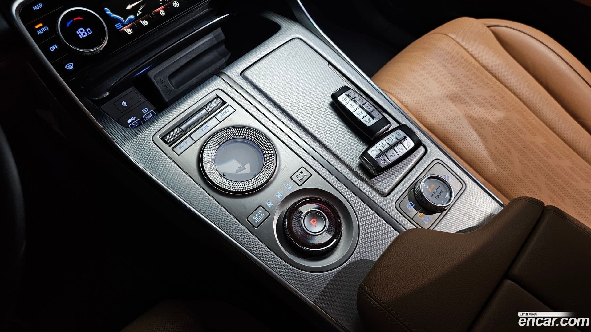 Main__Slider__Photo:GV80 Genesis 2021.11-8