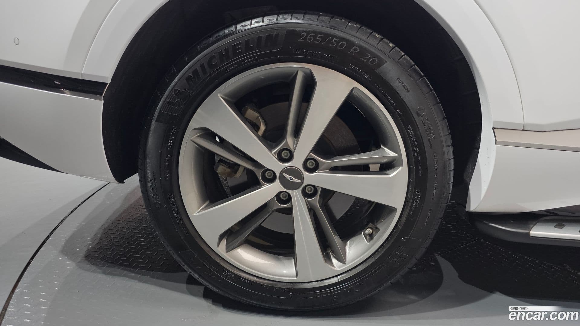 Main__Slider__Photo:GV80 Genesis 2021.11-20