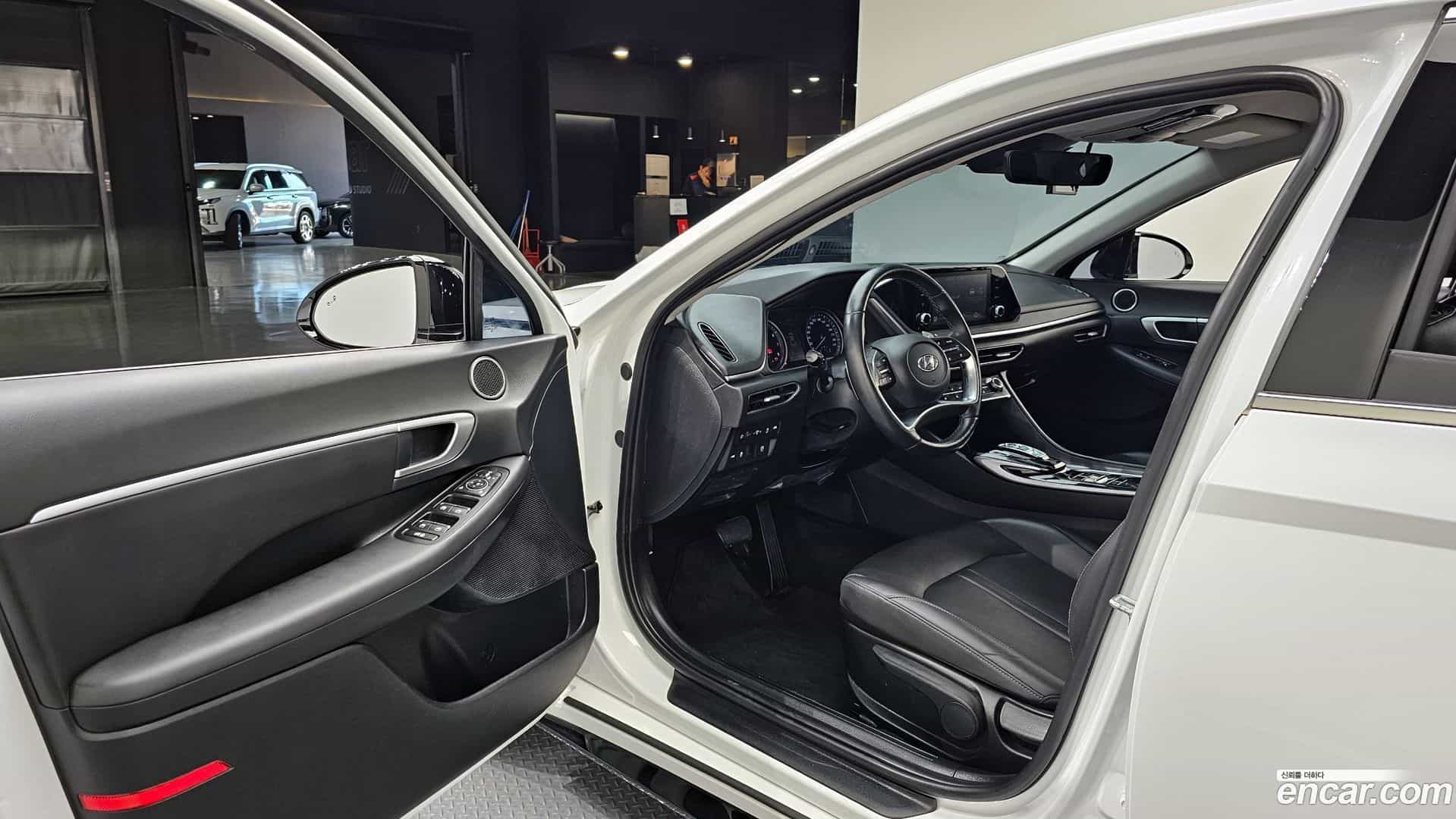 Sonata Hyundai 2022.3-INNER-010