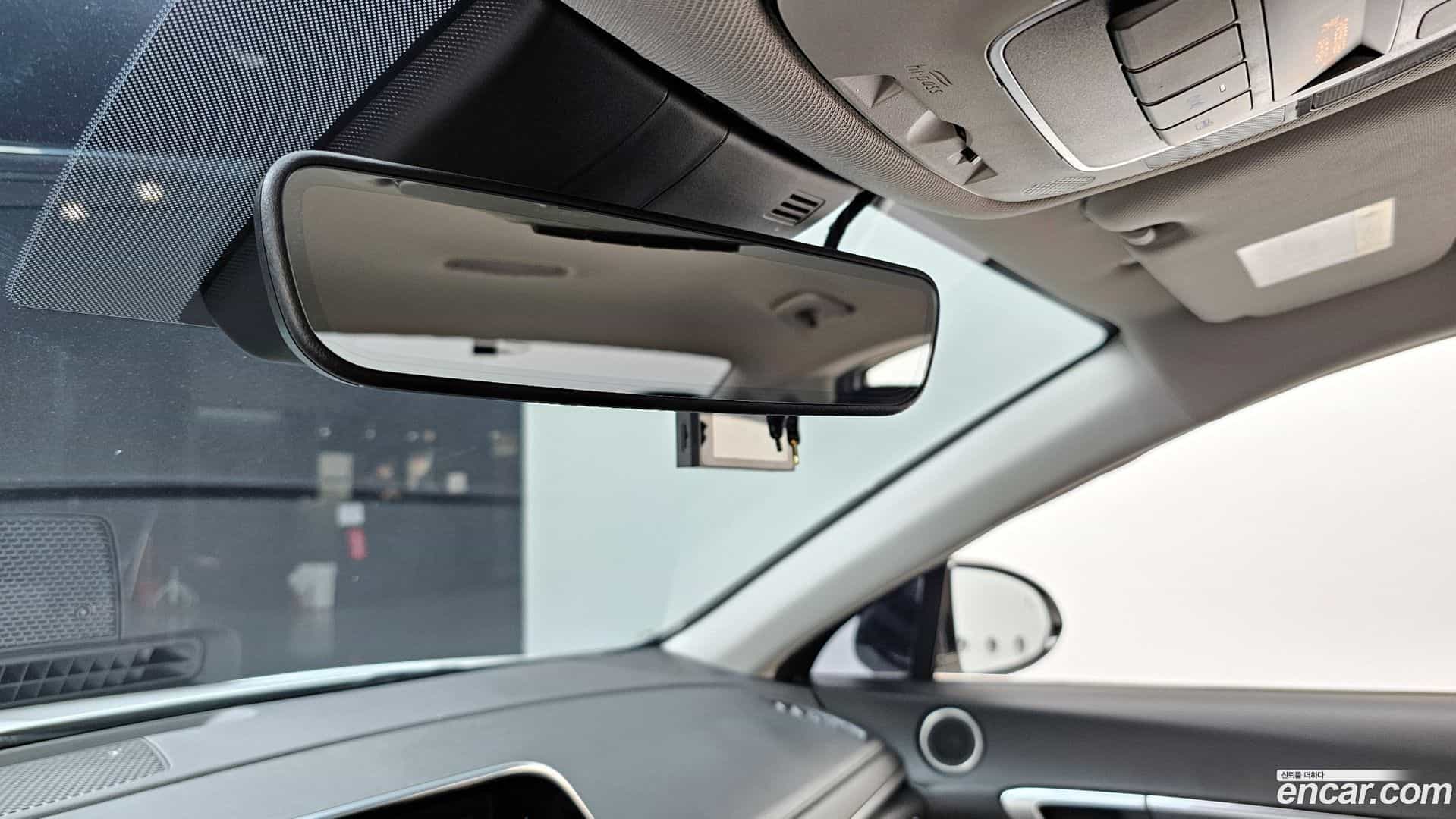 Sonata Hyundai 2022.3-OPTION-023