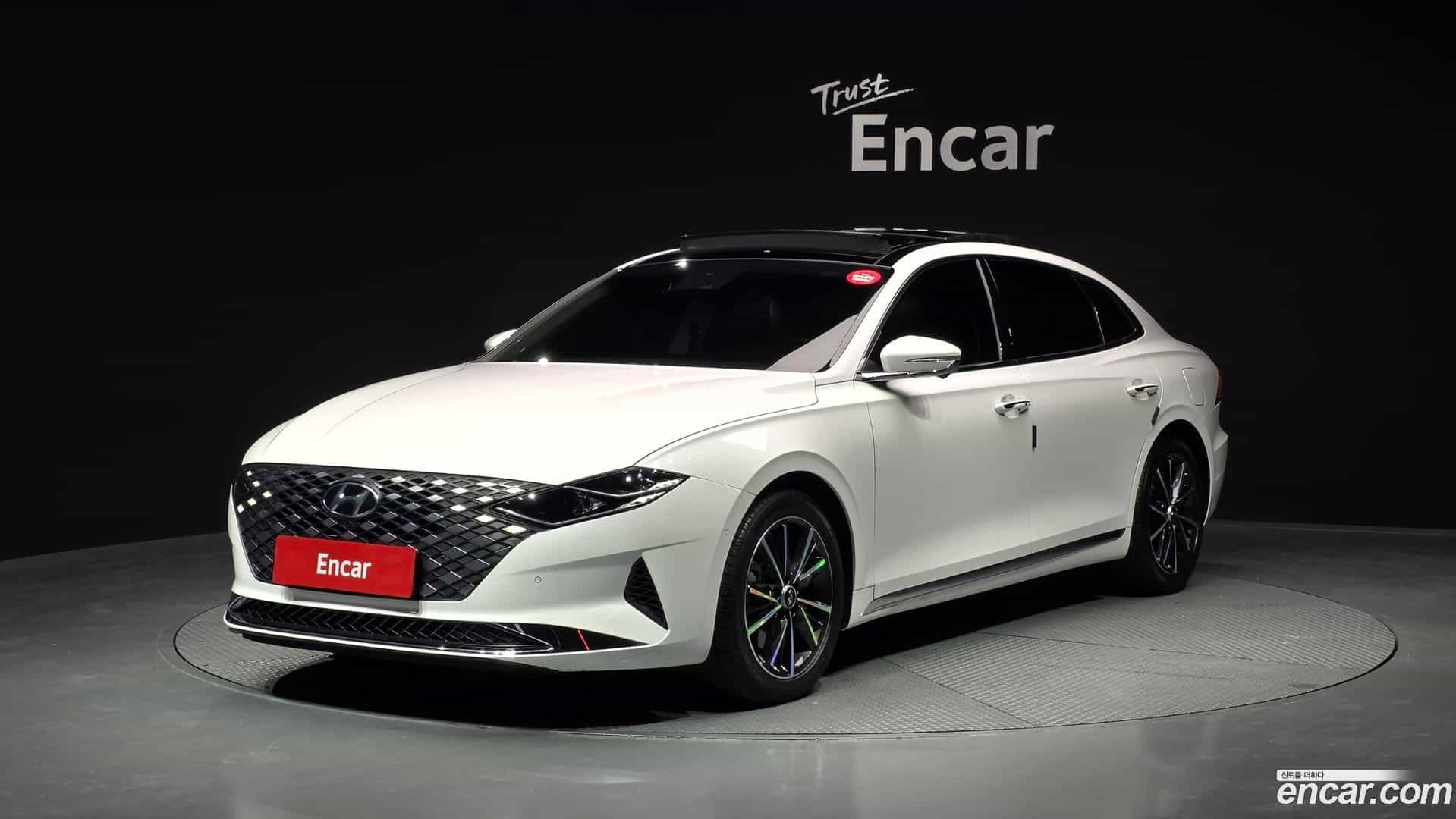 Grandeur Hyundai 2021.5-OUTER-001