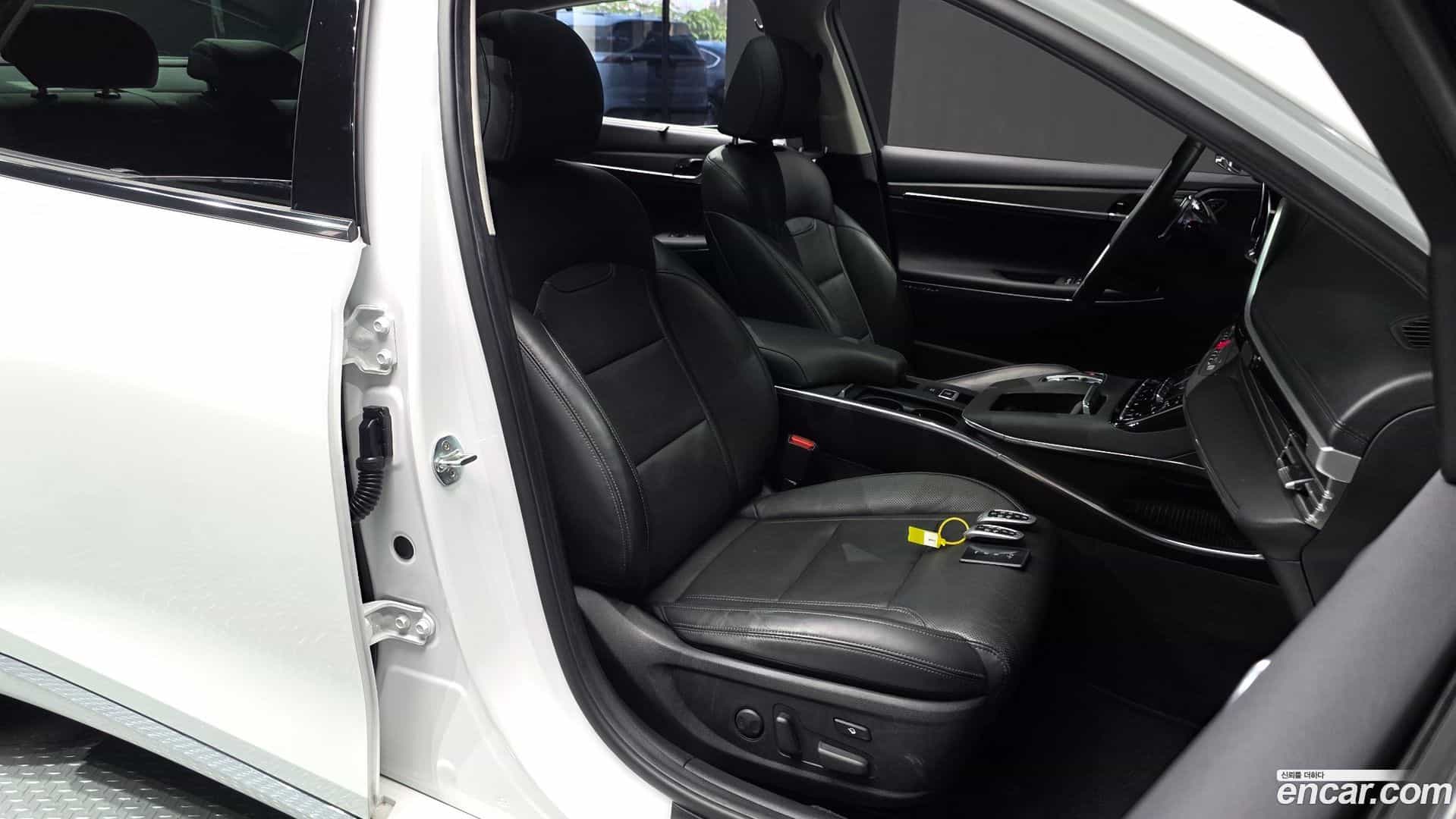 Grandeur Hyundai 2021.5-INNER-036