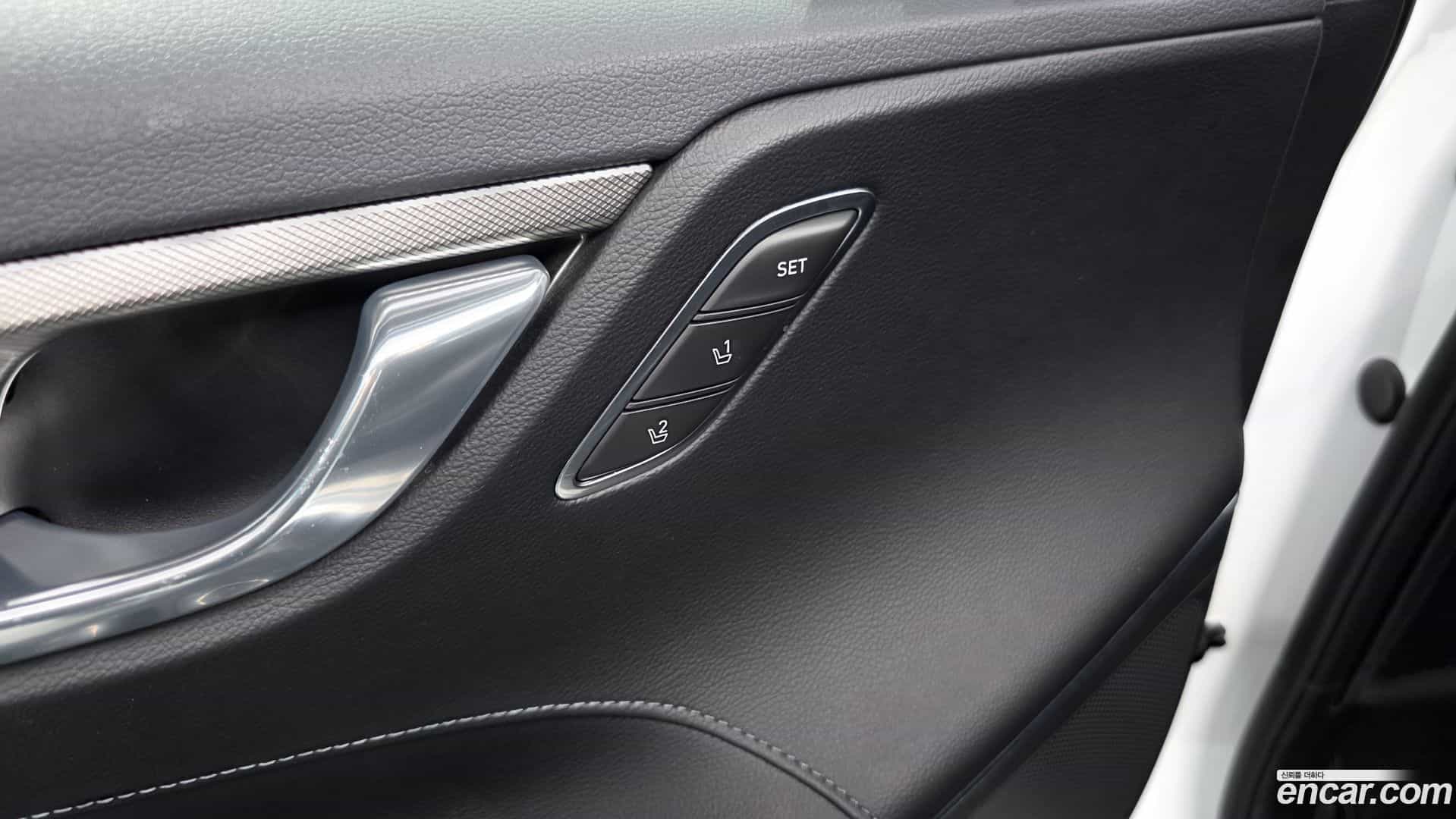 Grandeur Hyundai 2021.5-OPTION-047