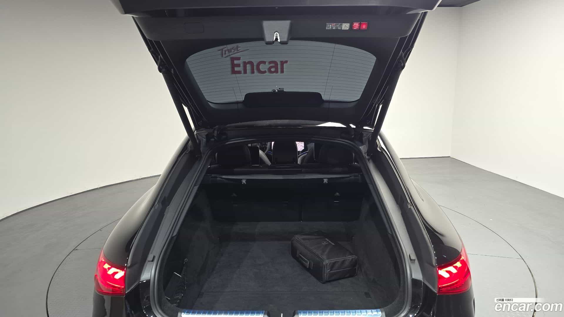 EQS Mercedes-Benz 2022.11-INNER-036