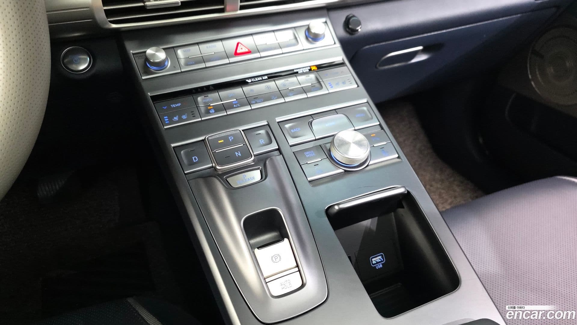 Main__Slider__Photo:Nexo Hyundai 2020.6-8