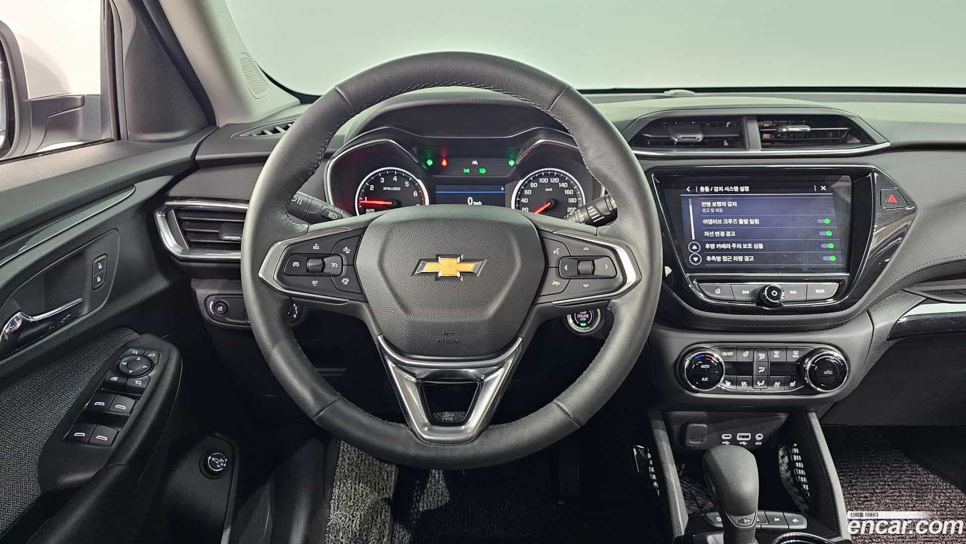 Trailblazer Chevrolet 2021.4-OPTION-016