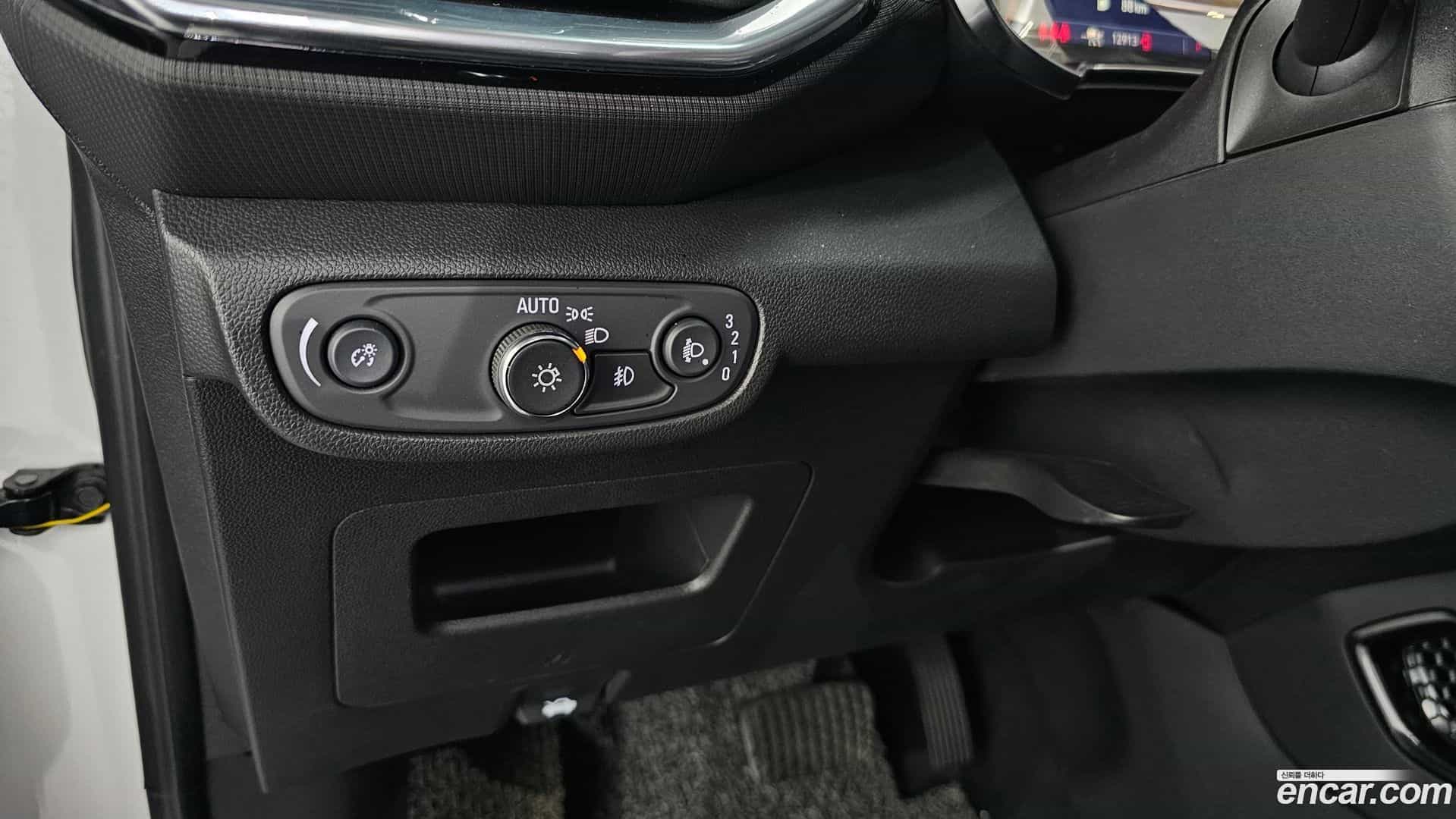 Trailblazer Chevrolet 2021.4-OPTION-022