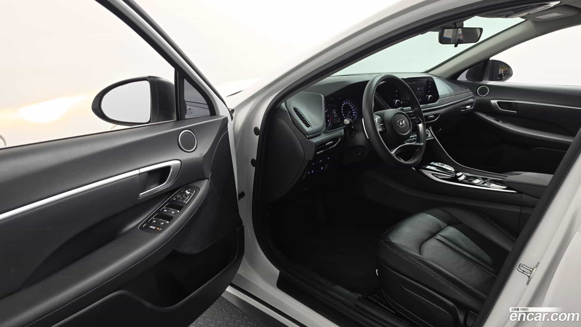 Sonata Hyundai 2021.9-INNER-010