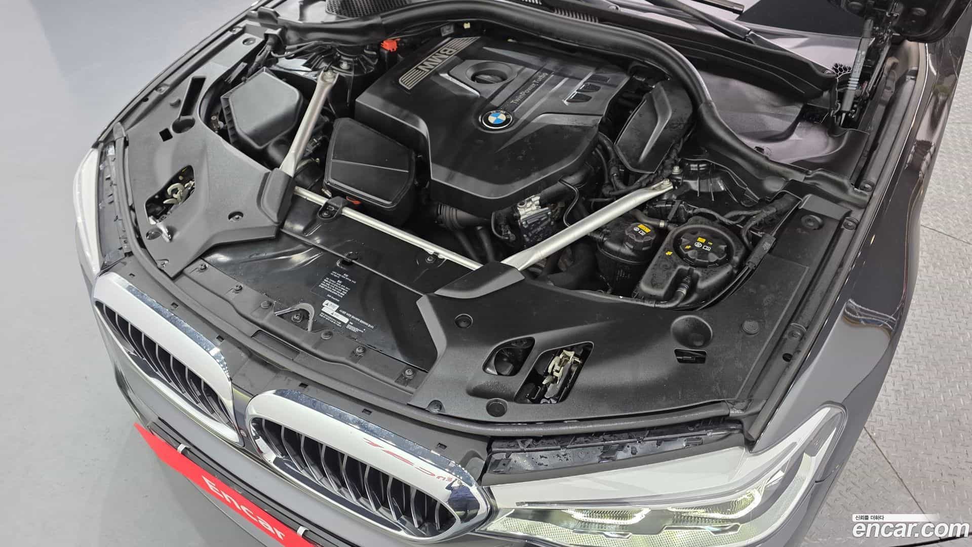 5-Series BMW 2018.4-OUTER-006