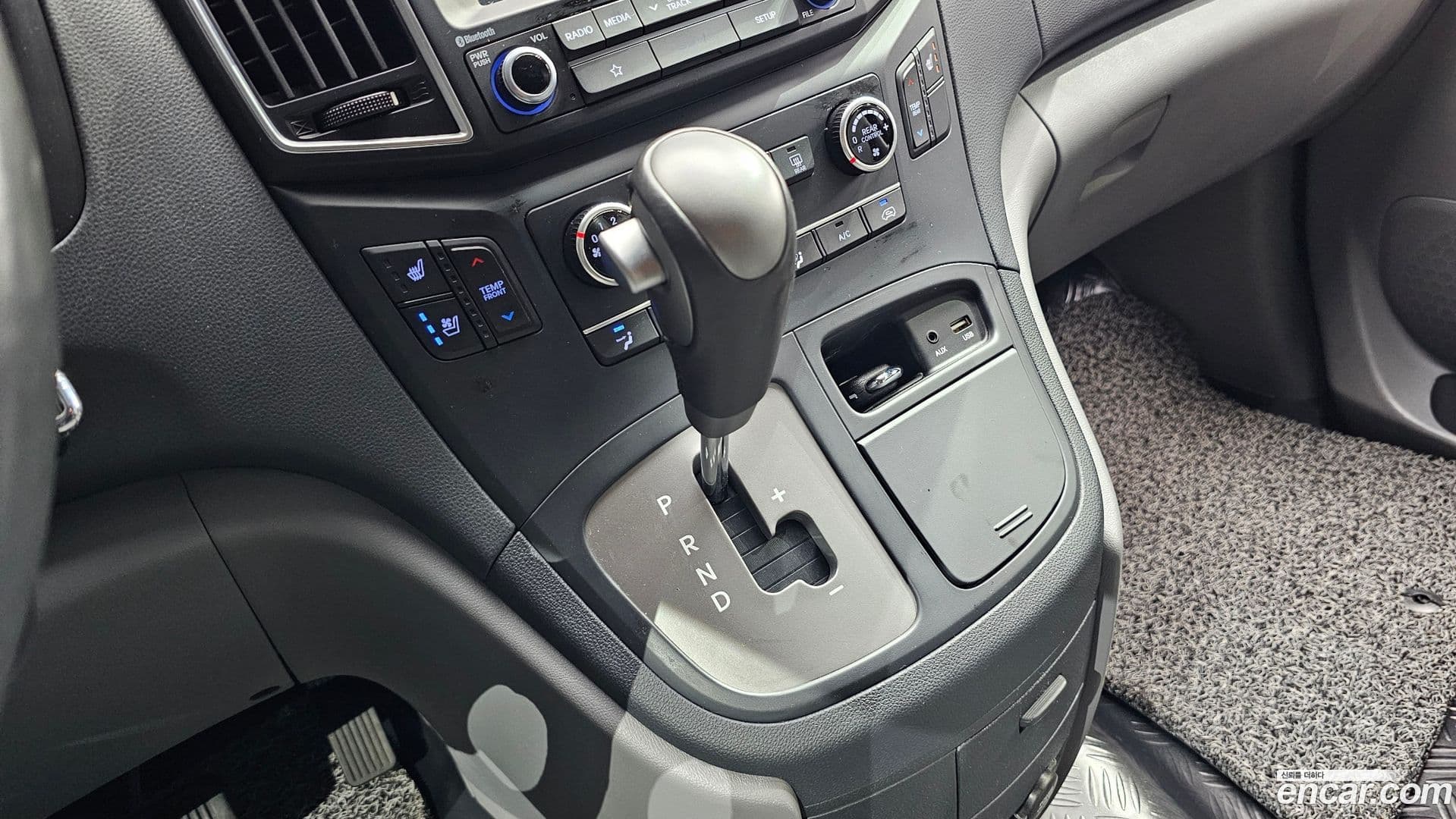 Main__Slider__Photo:Starex Hyundai 2018.4-8