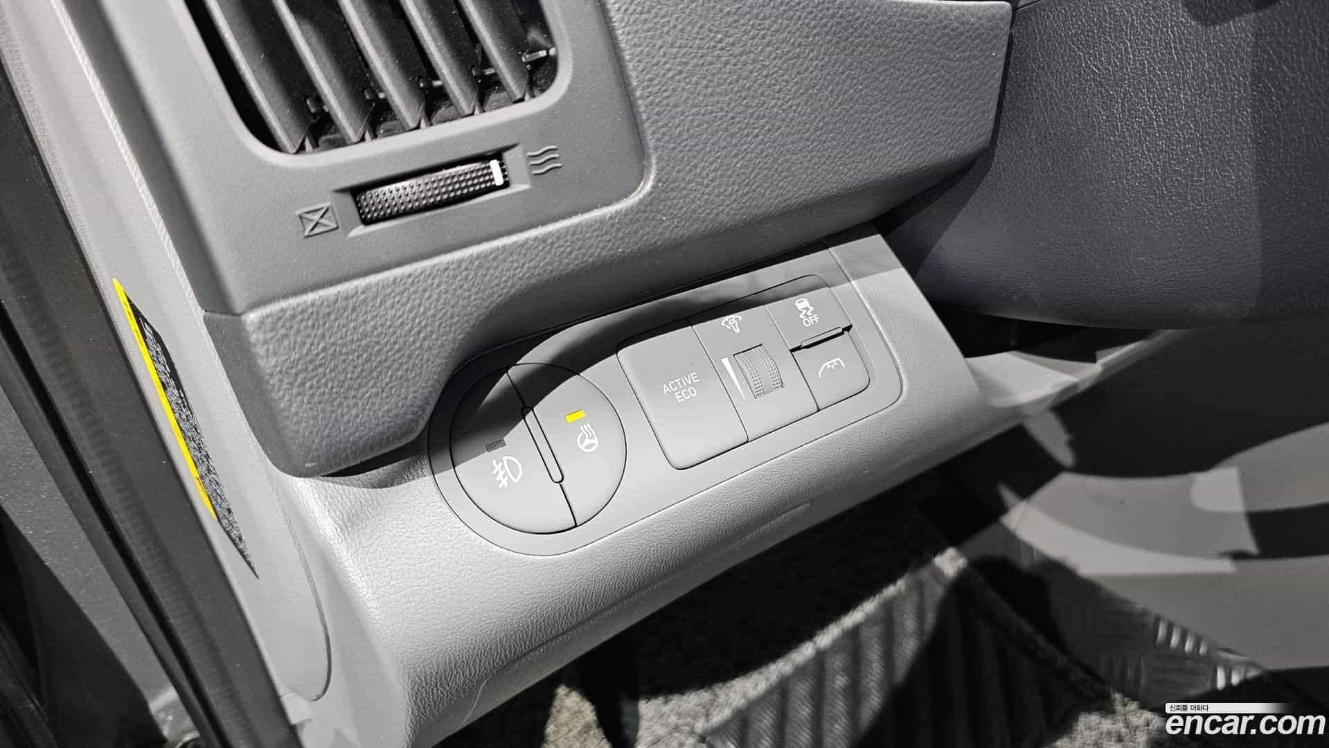 Starex Hyundai 2018.4-OPTION-023