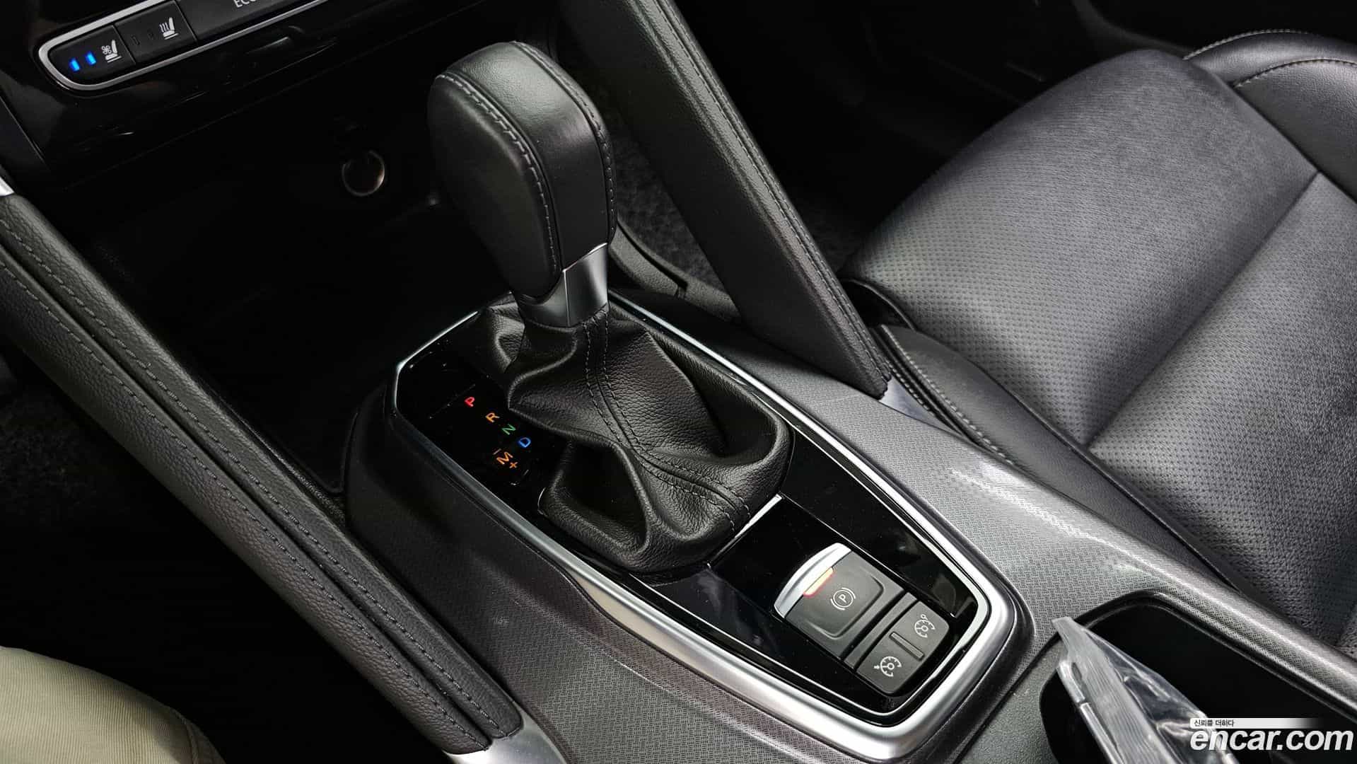 QM6 Renault Korea 2017.10-INNER-009