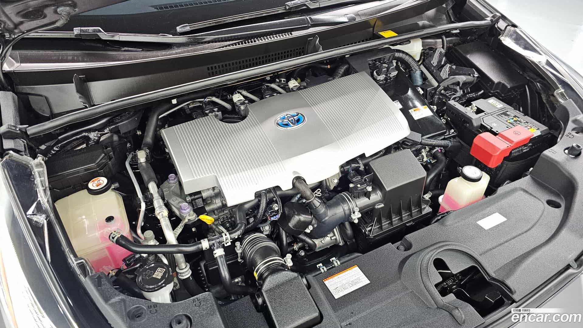 Prius Toyota 2017.8-OUTER-006