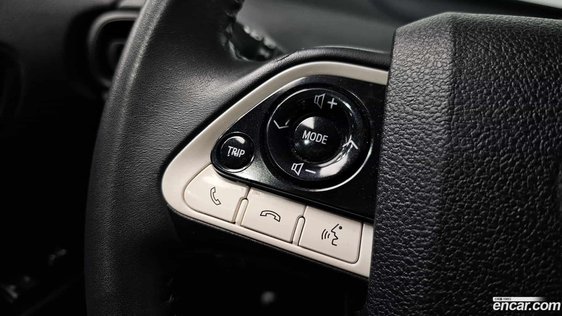 Prius Toyota 2017.8-OPTION-021