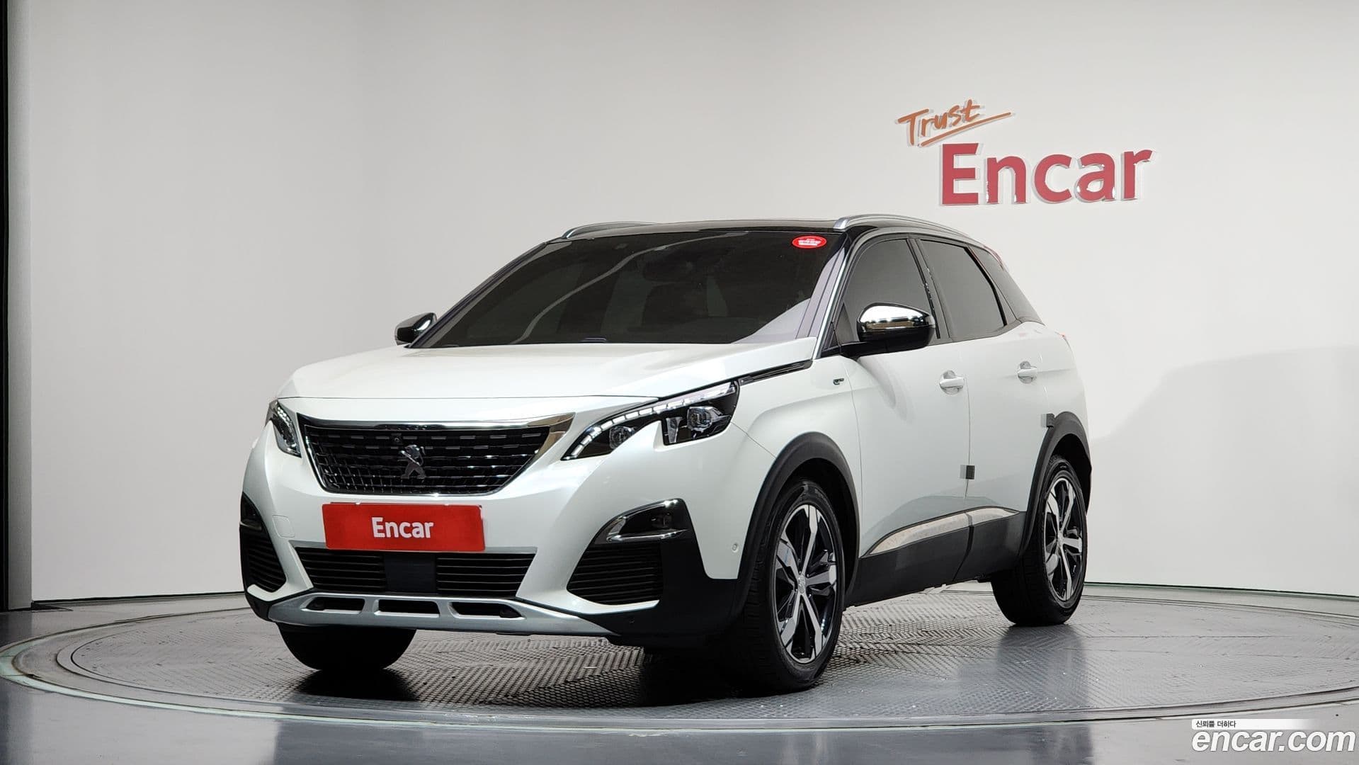 Main__Slider__Photo:3008 Peugeot 2019.0-0