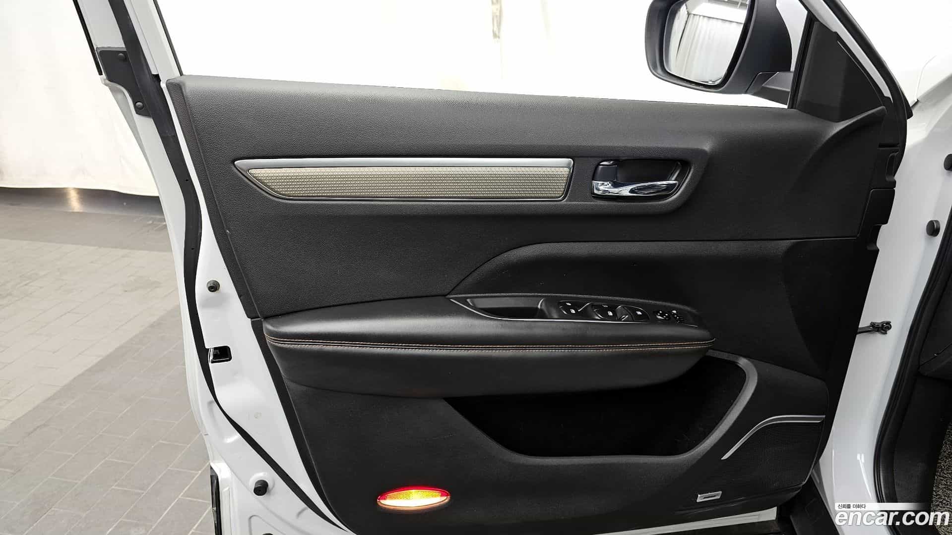 QM6 Renault Korea 2020.9-INNER-034