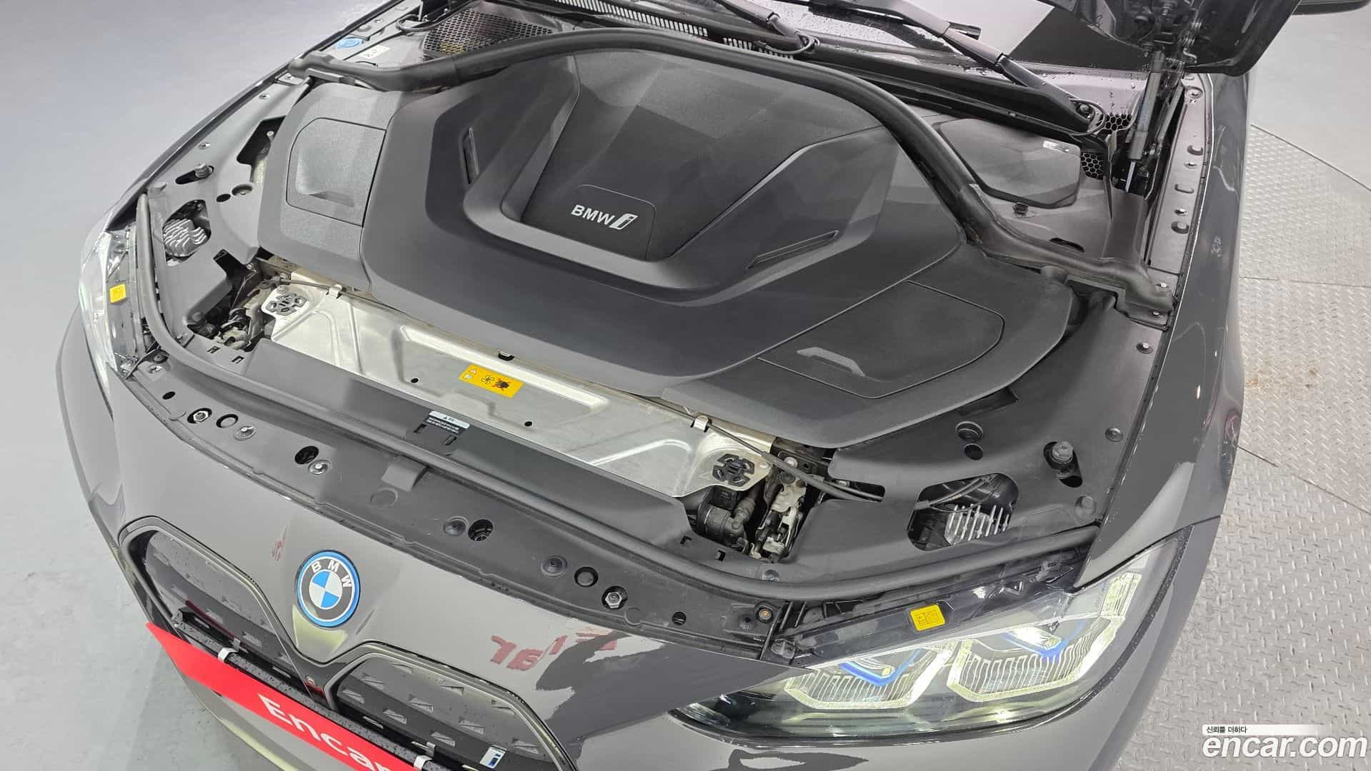 i4 BMW 2022.3-OUTER-006