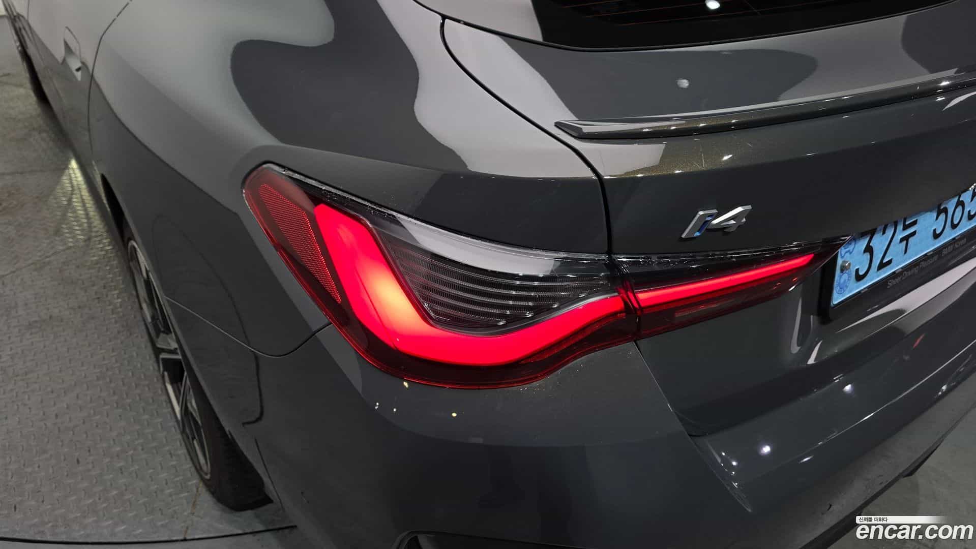 i4 BMW 2022.3-OUTER-033