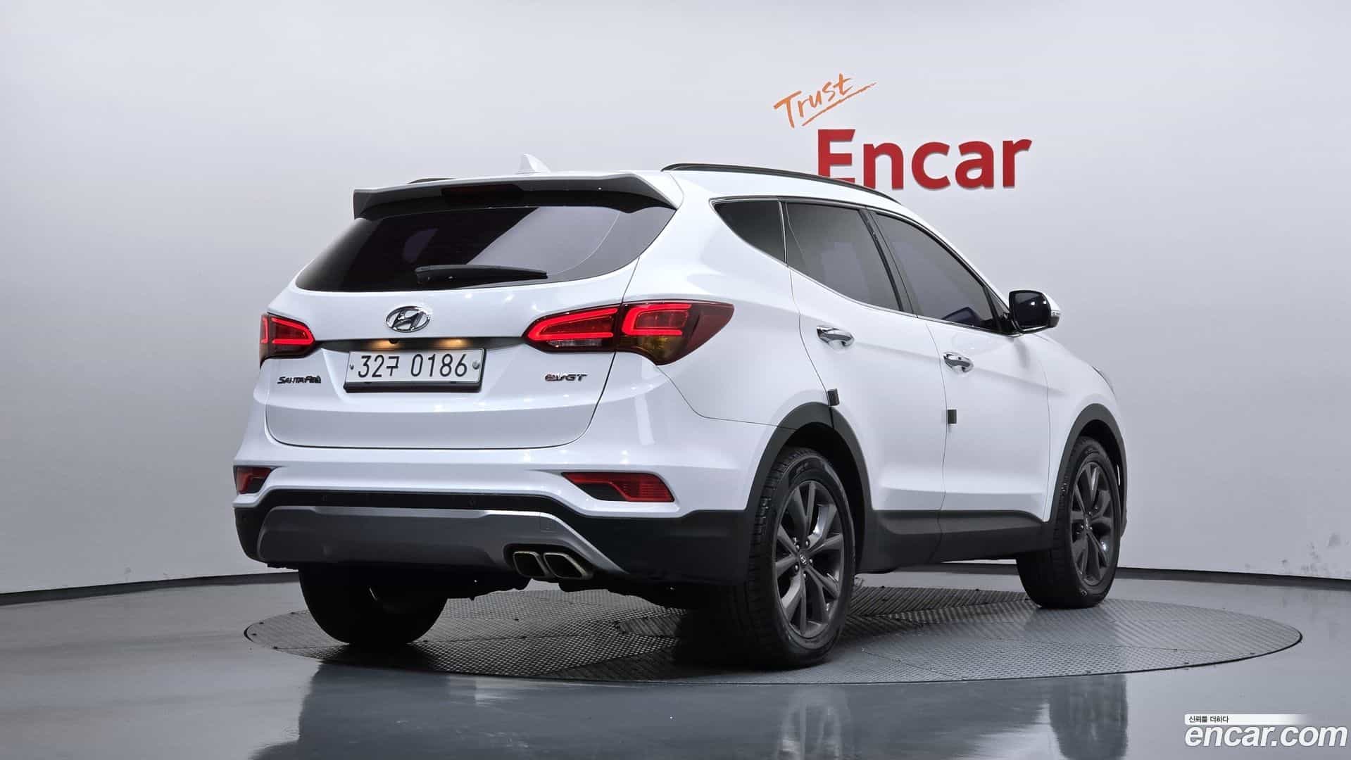 Santafe Hyundai 2016.3-OUTER-002