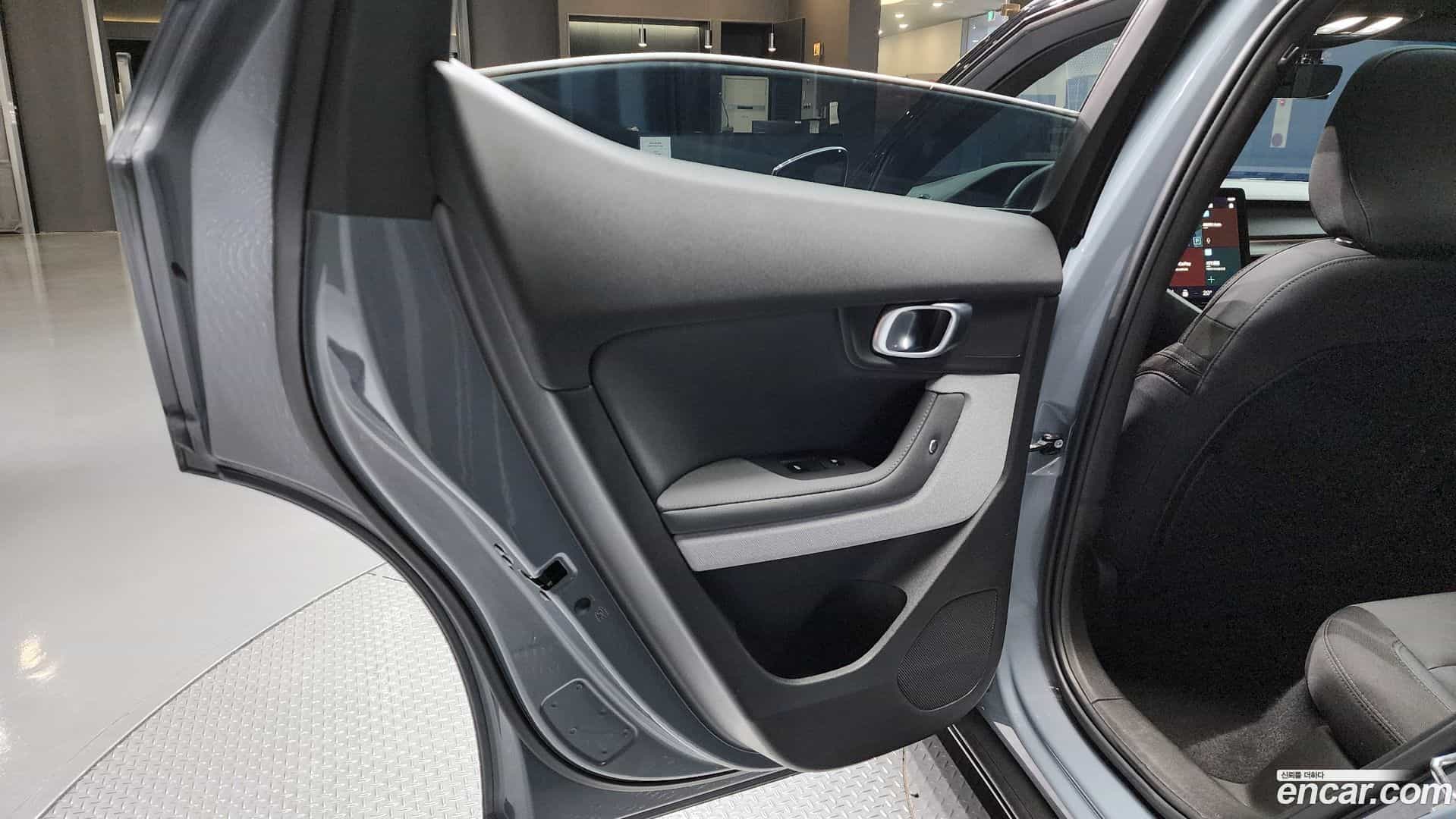 Polestar 2 Polestar 2022.2-INNER-035