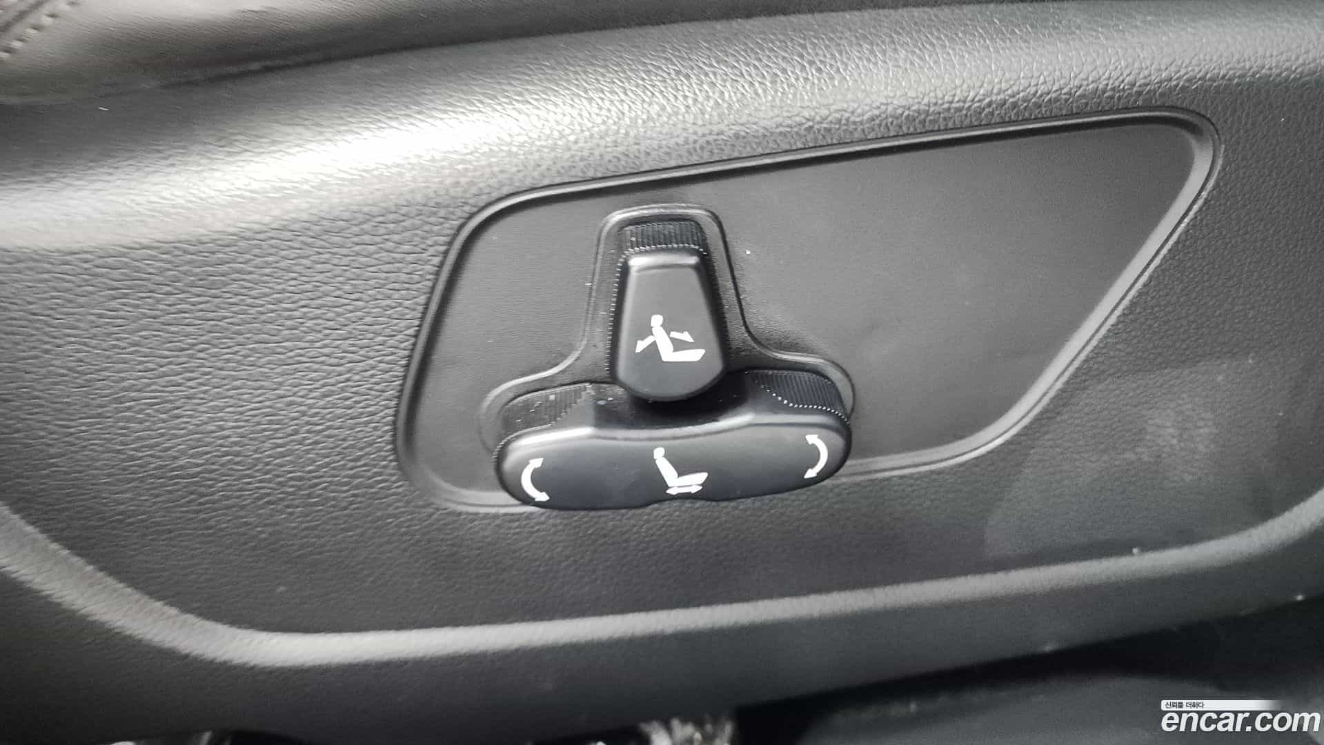KORANDO KG Mobility 2019.3-OPTION-049