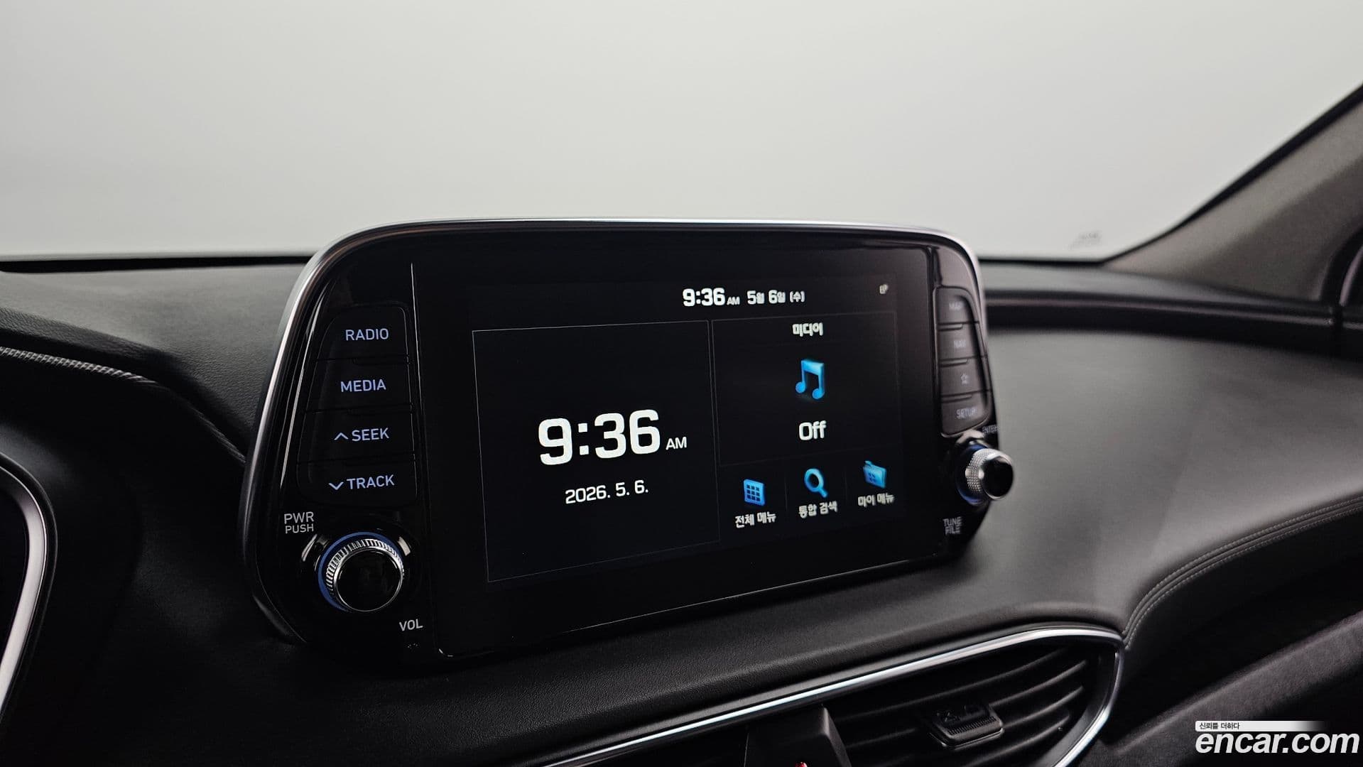 Main__Slider__Photo:Santafe Hyundai 2019.7-12
