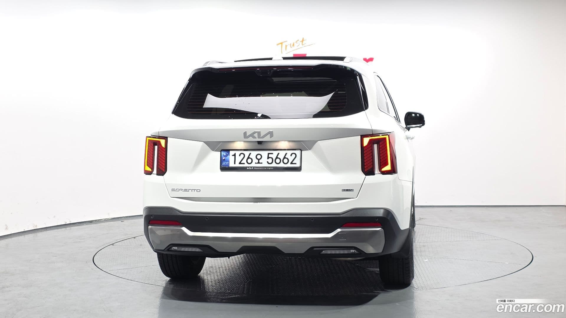 Main__Slider__Photo:Sorento Kia 2024.3-3