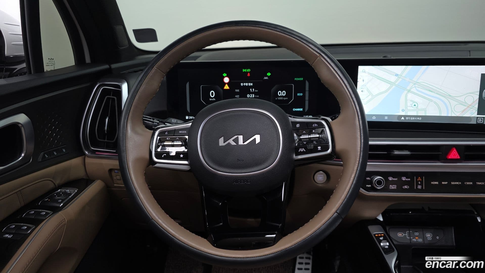 Main__Slider__Photo:Sorento Kia 2024.3-12