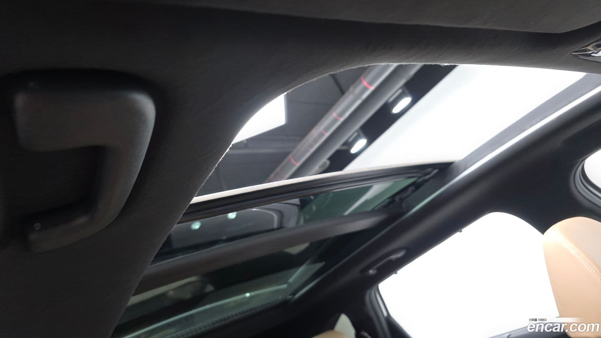 Main__Slider__Photo:Sorento Kia 2024.3-16