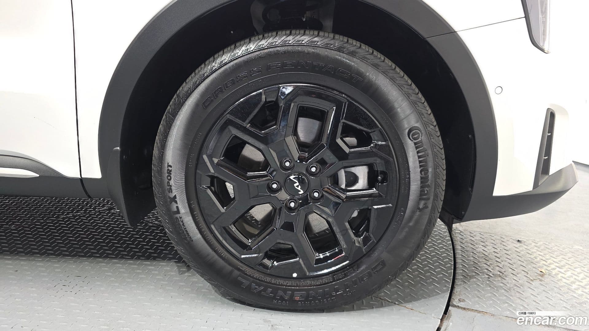 Main__Slider__Photo:Sorento Kia 2024.3-20