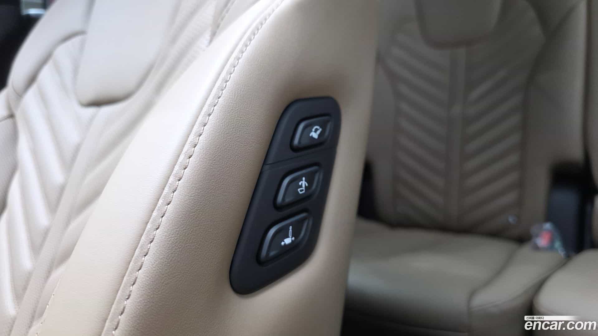 Sorento Kia 2024.3-OPTION-047