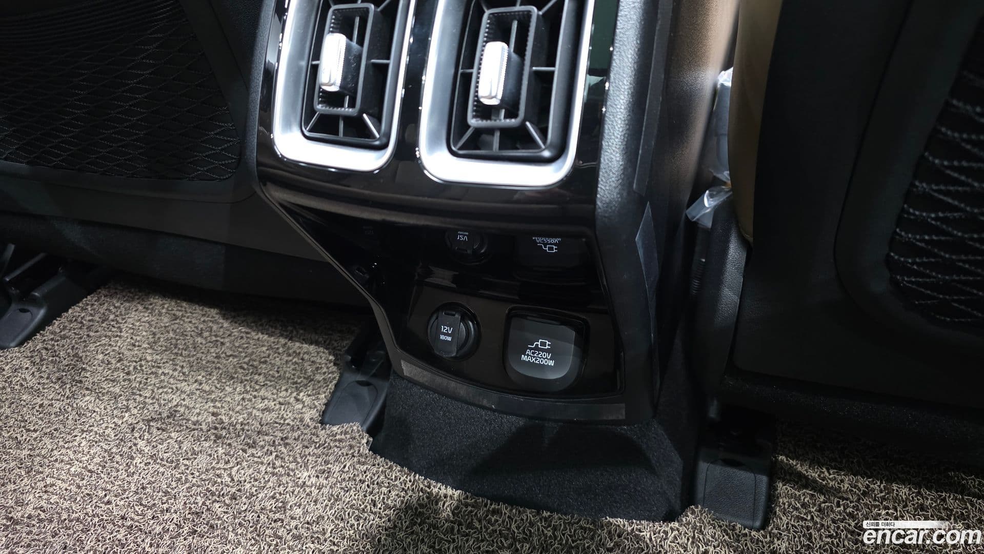 Main__Slider__Photo:Sorento Kia 2024.3-35