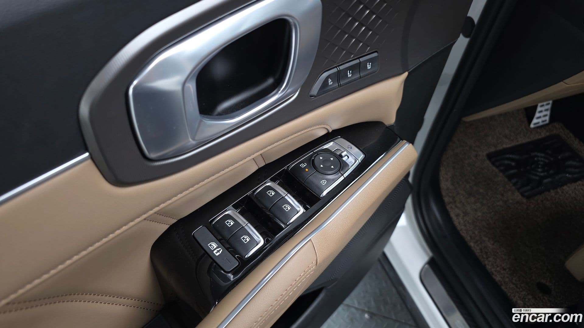 Main__Slider__Photo:Sorento Kia 2024.3-38